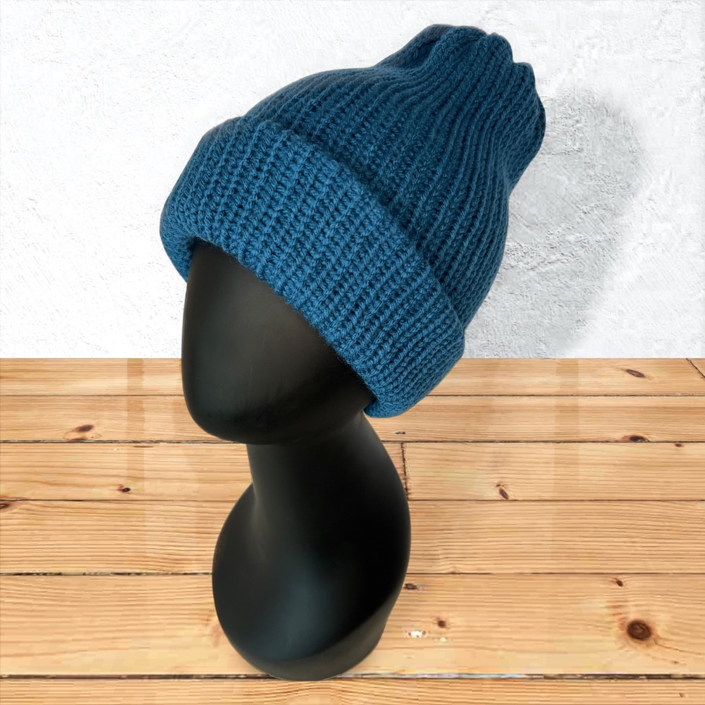 Handmade Knit Beanie Handcrafted Unisex Hat Ocean - Picture 9 of 10